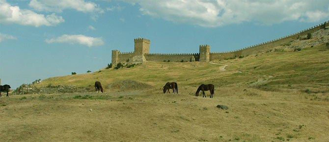 Генуэзская крепость - главная достопримечательность Судака