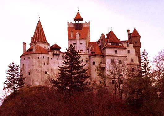 Замок графа Дракулы, расположенный в Румынcкой Трансильвании , выставлен на продажу