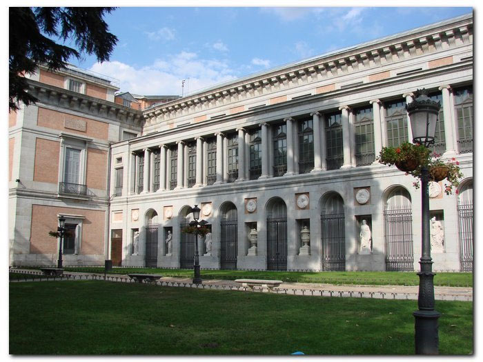 Музей изобразительного искусства Прадо в Мадриде занимает почетное место среди самых известных музеев мира, наравне с Лувром в Париже и Эрмитажем в Санкт-Петербурге